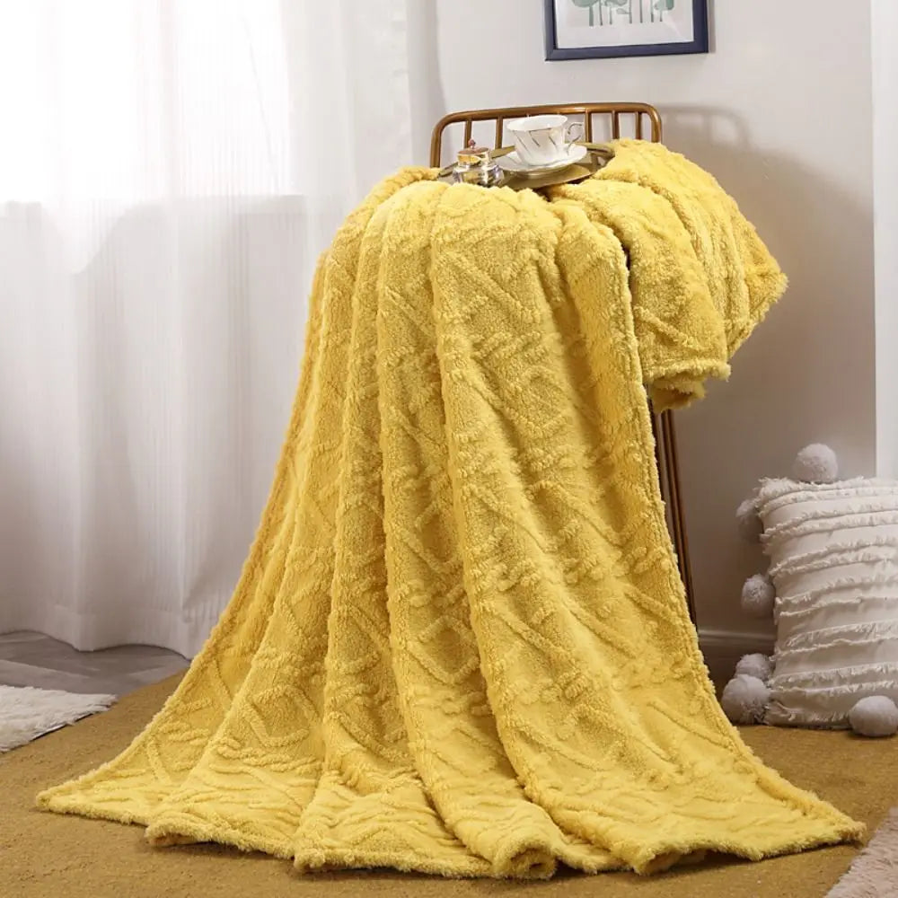 Solid Color Flannel Blanket Warm Plush Blanket Super Soft Throw Blanket Embossed Four-Season Blanket Bed Living Room Sofa Couch