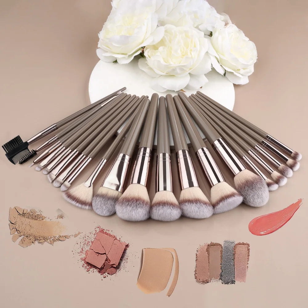 20Pcs Makeup Brushes Set Foundation Eyeshadow Blush Highlighter Soft Fluffy Concealer Kabuki Blending Brush Female Beauty Tool